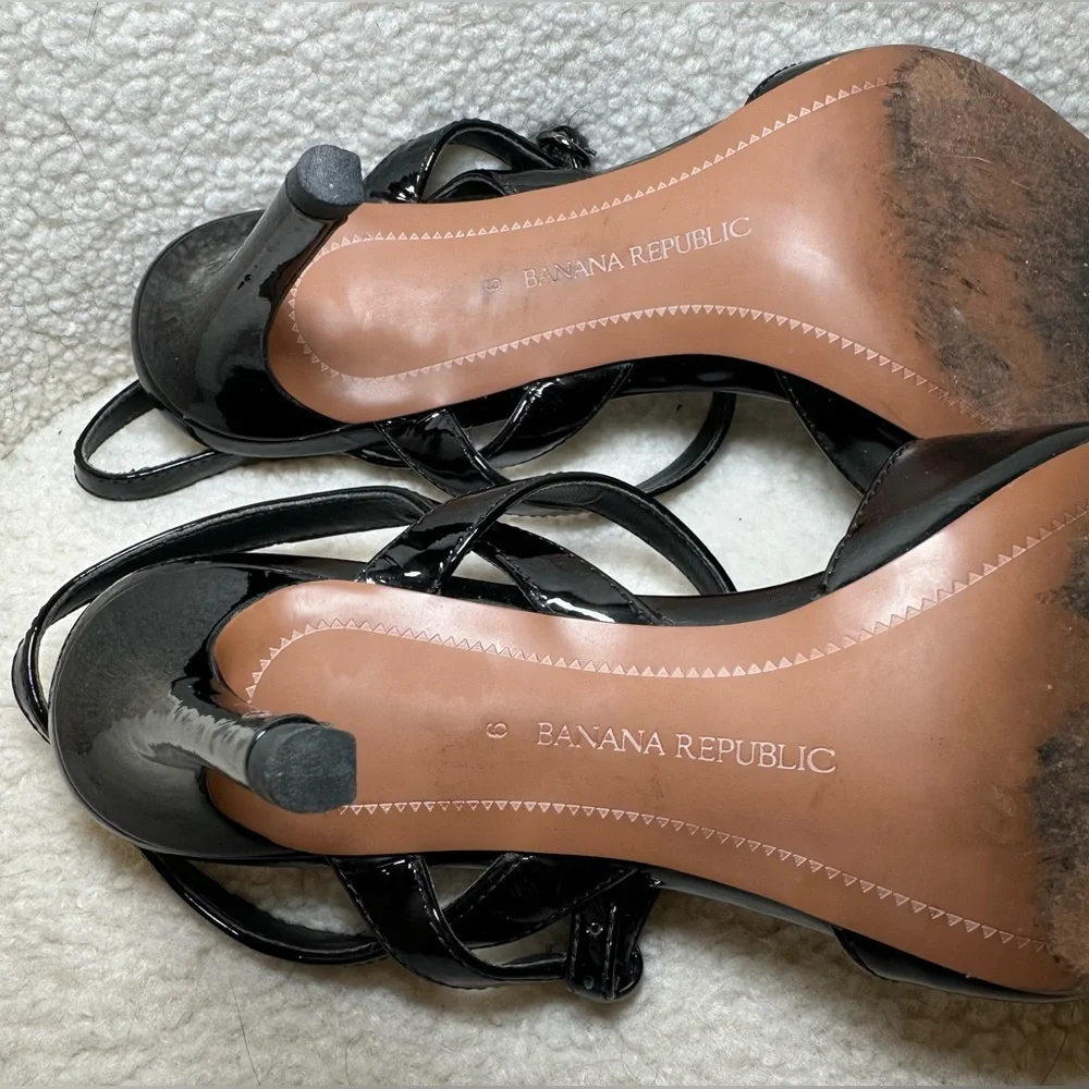 Banana Republic Madis black patent leather heels pointy toe strappy cross halter